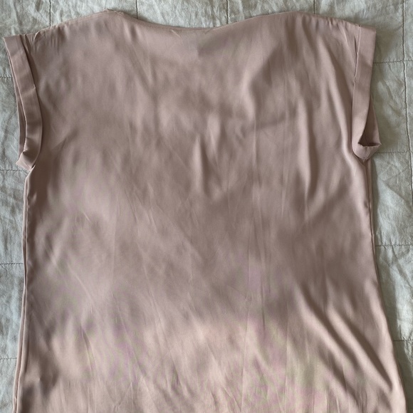 Express blush pink short sleeve blouse - Picture 5 of 6